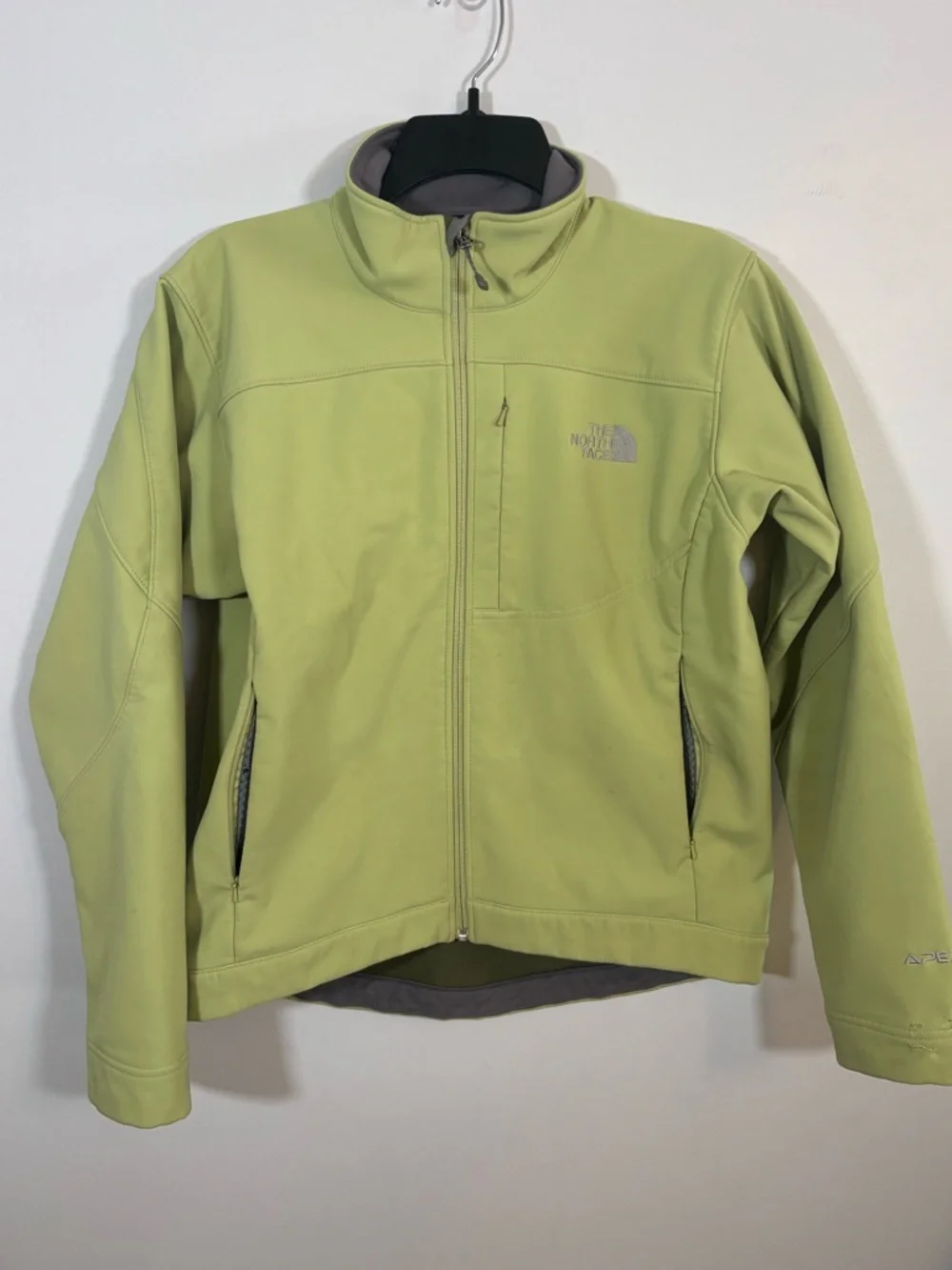The North Face Apex Jacket Women M Green Softshell Full Zip Outdoor
